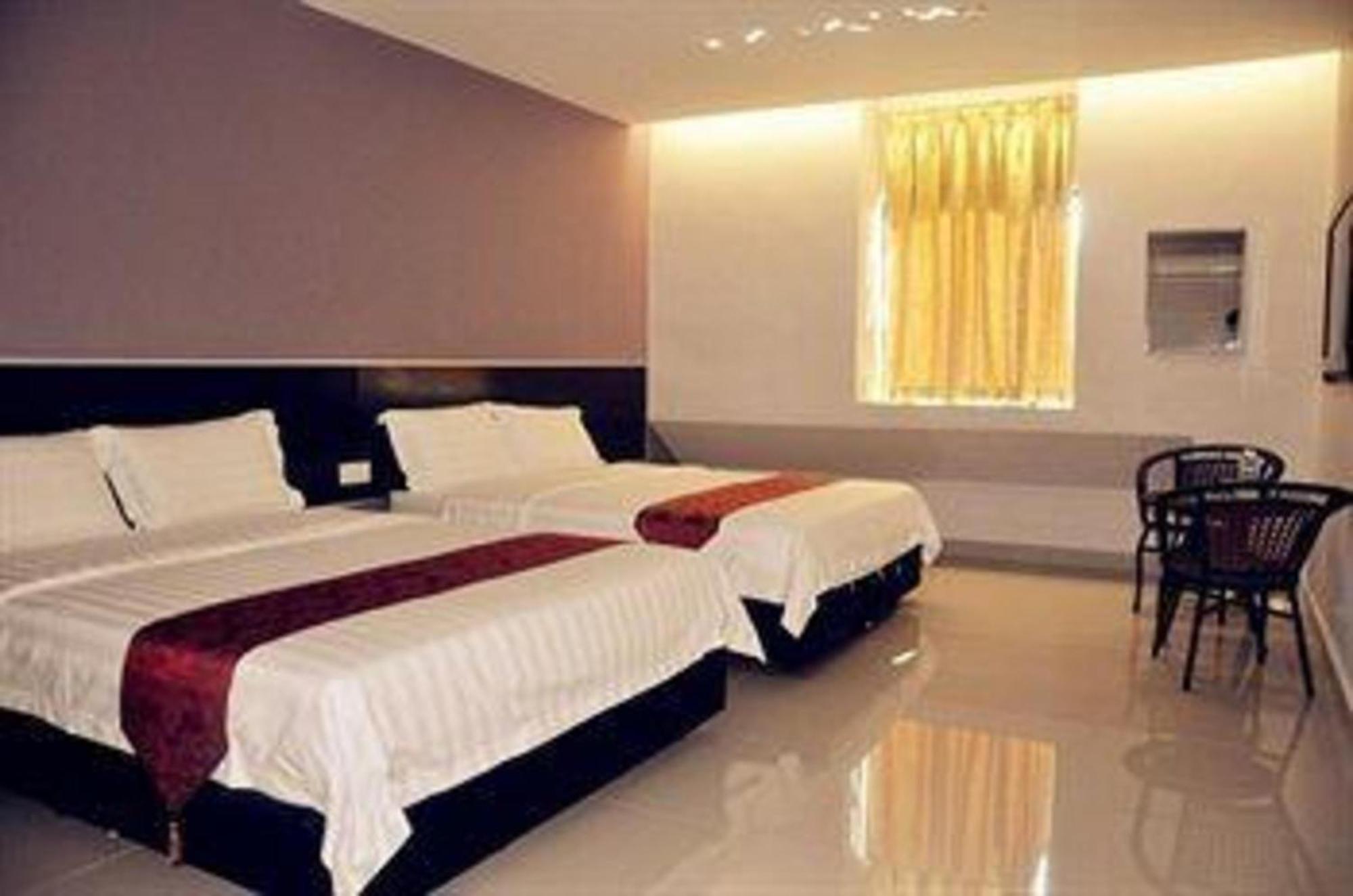 Super Oyo 89944 Stay Inn Kota Kinabalu Kültér fotó